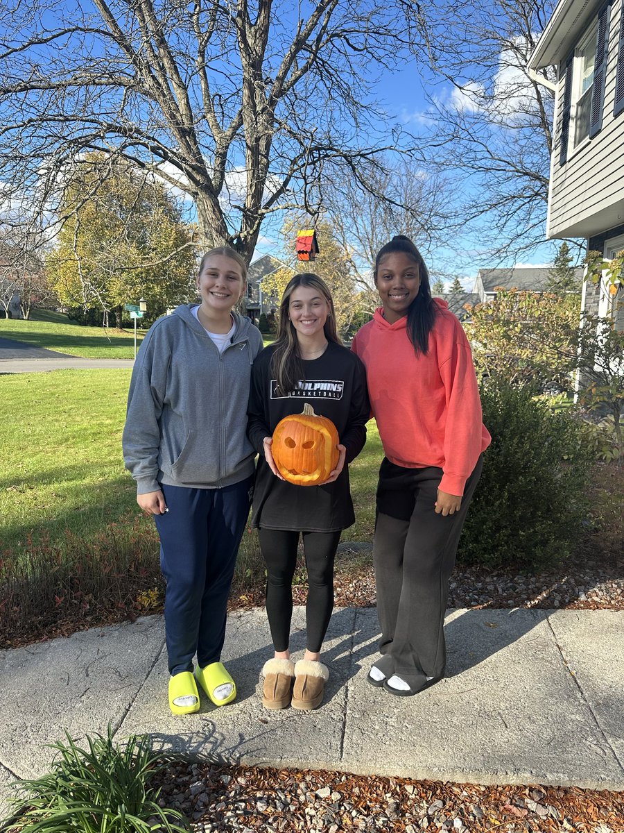 Le Moyne Women's Basketball tweet media