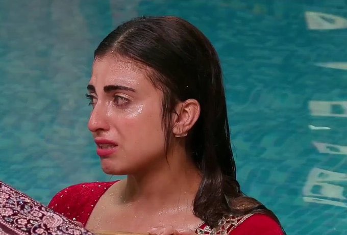 The way farhana looks so heartbreakingly beautiful even while crying has me in awe