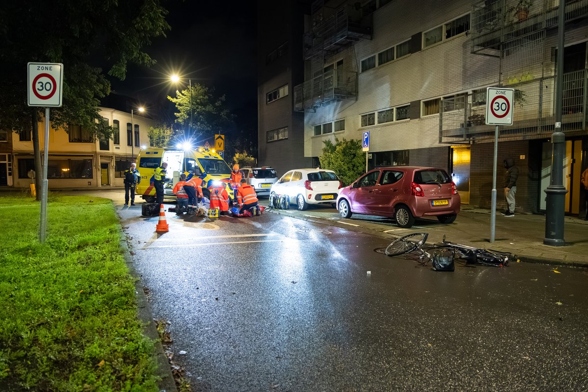 Fietser zwaargewond na aanrijding op Nagtzaamstraat in Haarlem