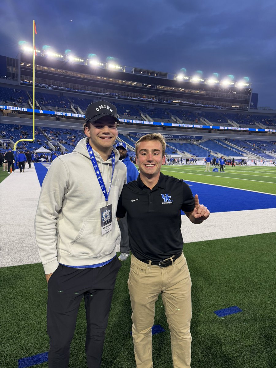Enjoy a game day visit <a href="/UKFootball/">Kentucky Football</a> yesterday. Thanks for the invite. <a href="/UKCoachStoops/">Mark Stoops</a> <a href="/BushHamdan/">Bush Hamdan</a> <a href="/CoachPerry_UK/">Mark Perry</a> <a href="/CoachEdge11/">CoachEdge11</a> <a href="/ApolloEaglesFo1/">🏈ApolloEaglesFootball🏈</a>