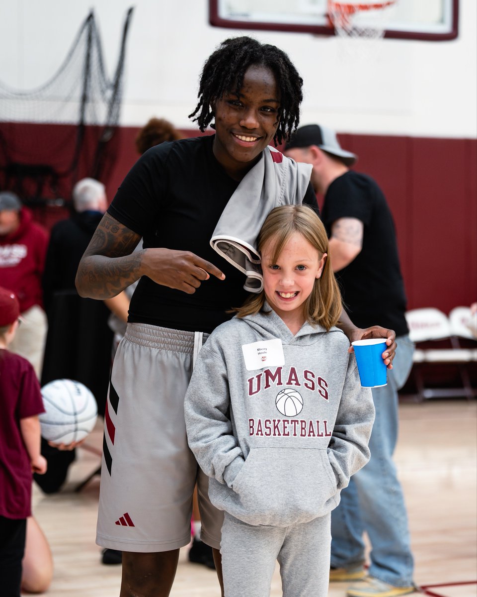 Practice with some of our biggest fans 🤍

The energy was high, the smiles were real, and our team loved getting to share the court with the people who support them most. Thank you for your support!

#Flagship 🚩
