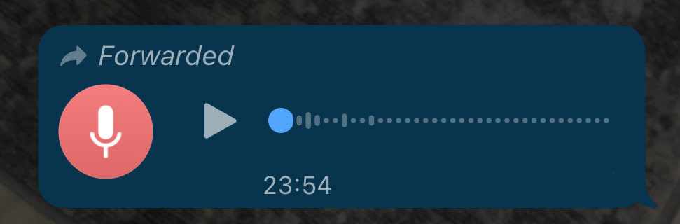 MichCalvillo's tweet photo. Domingo de escuchar audios deprimida https://t.co/9SIRXkYF29