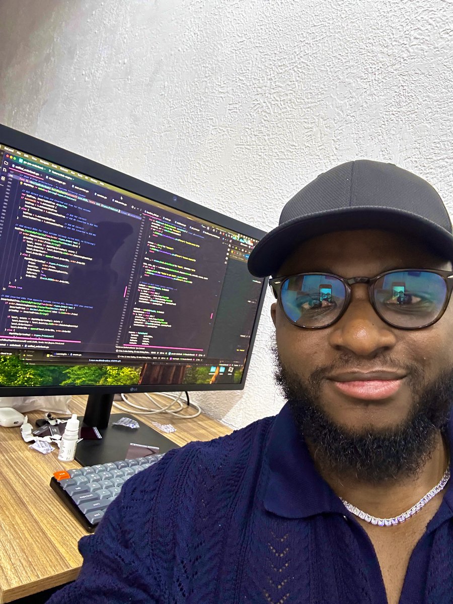 hashcode tweet media