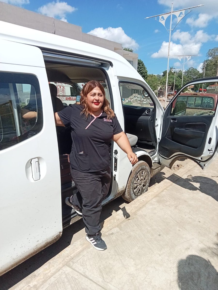 Tu_IMSSDgo's tweet image. 💚 #IMSSDurango presente con brigadas de apoyo para nuestros hermanos damnificados de #Veracruz, continuamos con el apoyo y la atención médica a está comunidad.