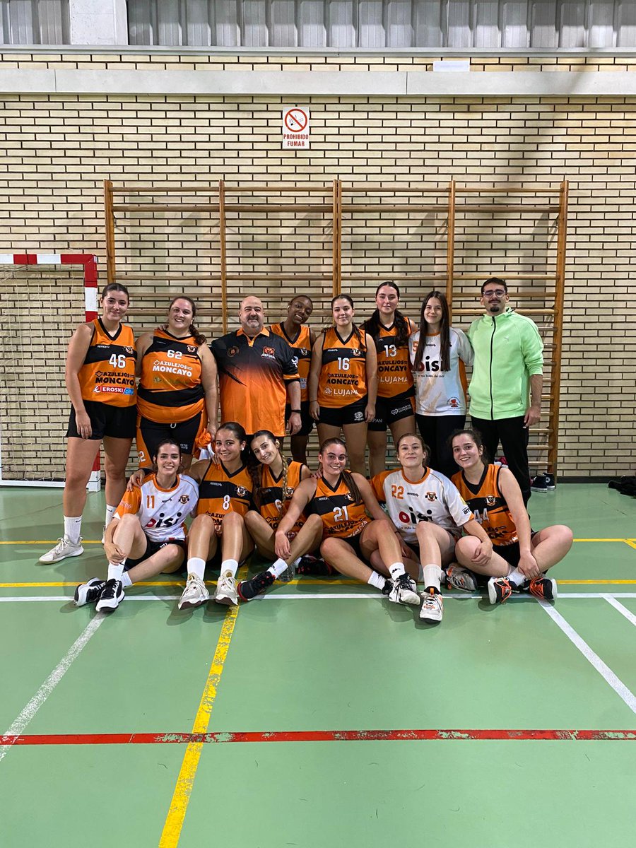 Derrota del Lujama Segunda Femnino contra Basket Fusion 70-28

#CdAnfora #Baloncesto #Cuarte #CuarteDeHuerva