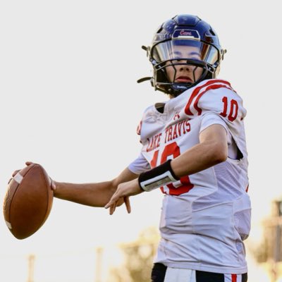 MicahAntoun's tweet image. Huge THANK YOU to Michelle Ellisor for ALL the pics this season!! #QB
#Class29 #LTHSCavsfootbal