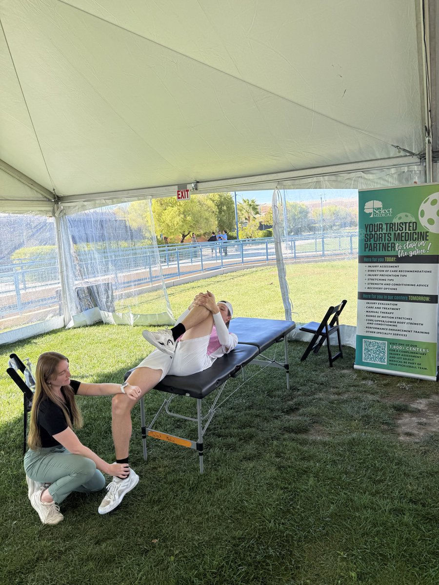 SelectM's tweet image. Proud to keep #ppatour pros Andrei Daescu and Roscoe Bellamy loose before their gold medal match at the Vegas Cup! @PPAtour