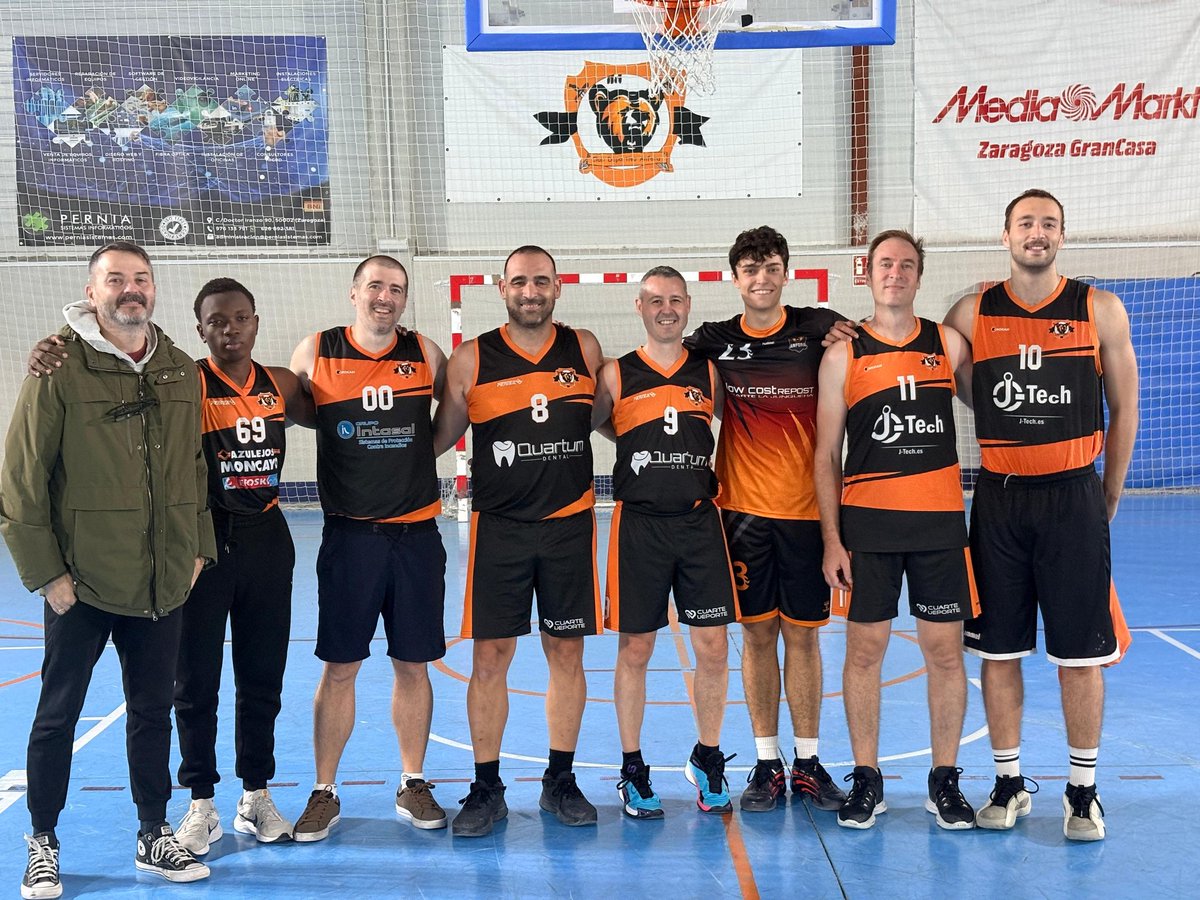 Victoria del Social Bronce contra @adboscos 61-35

#CdAnfora #Baloncesto #Cuarte #CuarteDeHuerva