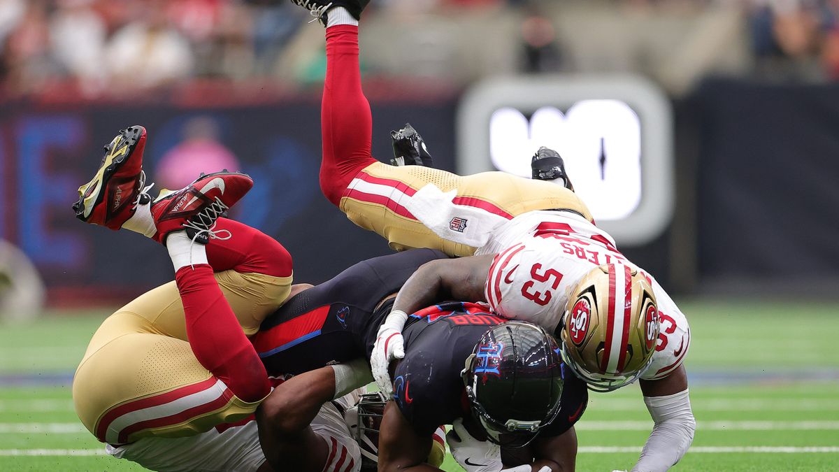 49ers' Kyle Shanahan provides injury updates after rough day vs. Texans ninerswire.usatoday.com/story/sports/n…