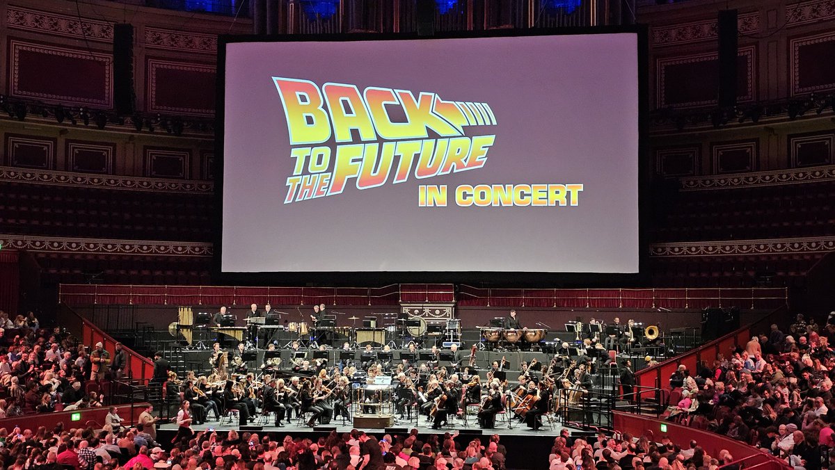 This was an absolute treat, was equally thrilled when none other than Alan Silvestri walked up on stage to introduce the film