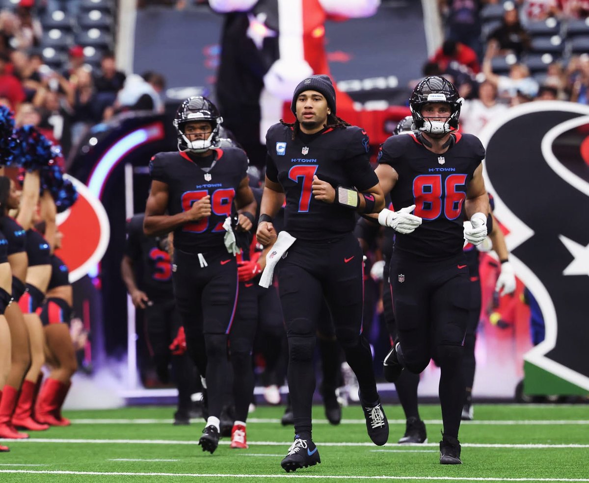 What a huge #Texans win! 🔥 Let’s keep the energy rolling — it’s Sunday Funday and we’re celebrating tonight! 🎉🏈

Pre-book your parties for tonight it’s #LatinSunday 

<a href="/WhiskeyRiverHou/">Whiskey River North</a> (713) 628-1330
<a href="/WhiskeyRiverSou/">Whiskey River South</a> (346) 347-9593