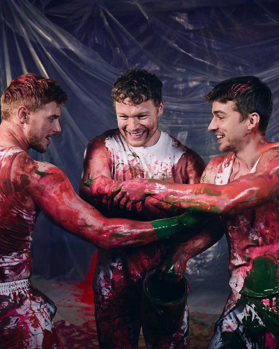 cardmeisters's tweet image. literally the coolest cast ever. i'm speechless. i love them so much
#bootsnetflix