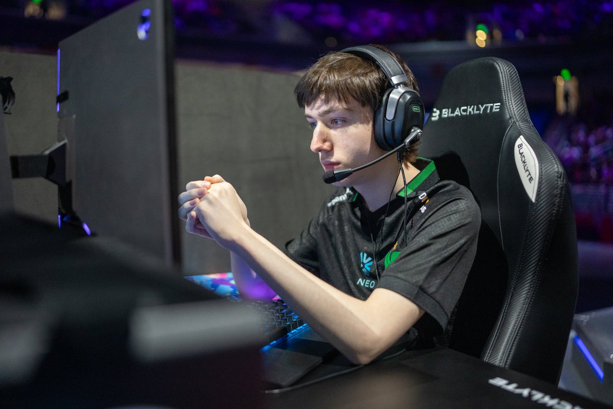 Peterbot in Solo's in Chapter 6:

- 1st Solo Series Final
- 5x 1st Place Solo Cash Cup
- 4x 2nd Place Solo Cash Cup
- 3rd Place Solo Cash Cup
- 4th Place Solo Cash Cup