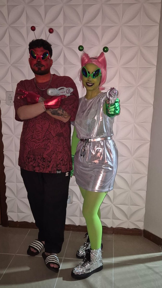 _MandsM's tweet image. Halloween é minha época e eu posso provar: (2024 - 2025)
@thiagotalhadas_  meu duo das loucuras ❤️💚