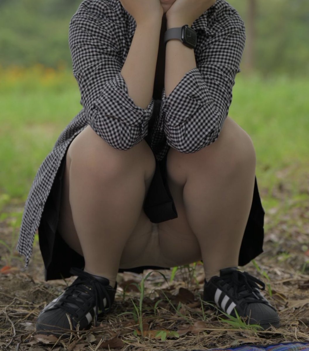 匿名投稿  女友丝袜露出