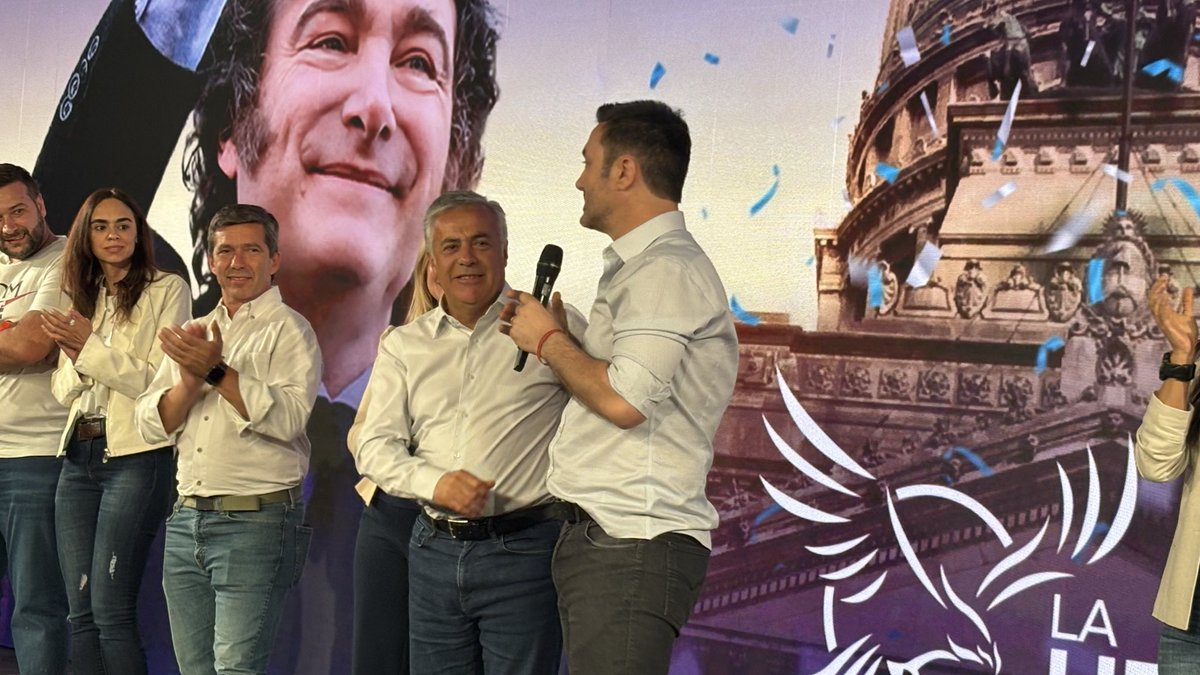 “Alfredo entendió que no había que hundir la provincia como otros gobernadores”, dice <a href="/luispetri/">Luis Petri</a> 

<a href="/ElMedio0k/">ElMedioOk</a>