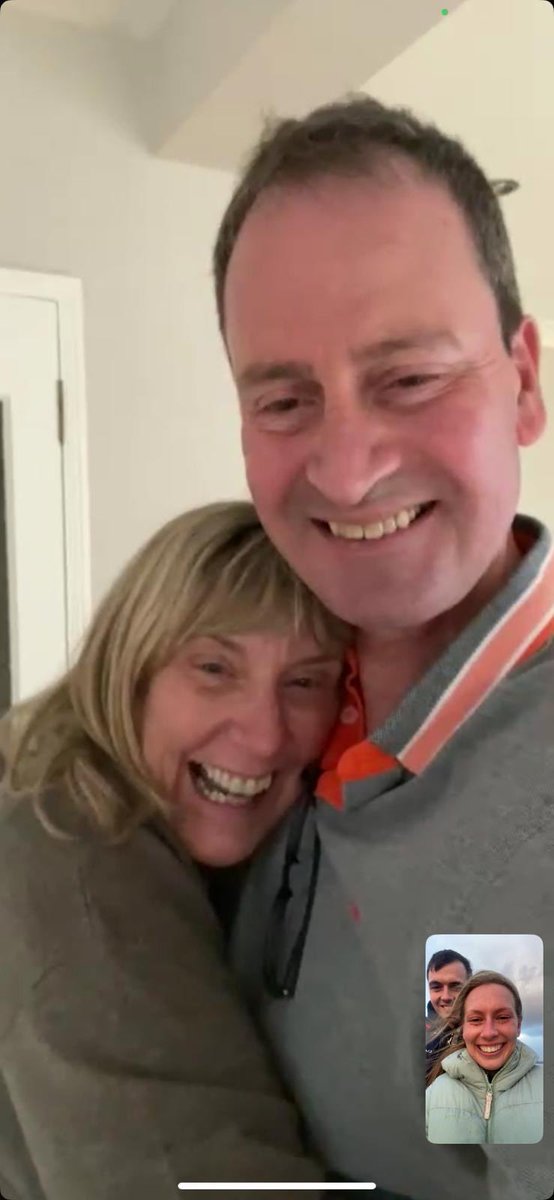 cathal686's tweet image. #100daysofwalking 
#sohappy #Engagement 
My baby girl got engaged  💍
So happy for them.