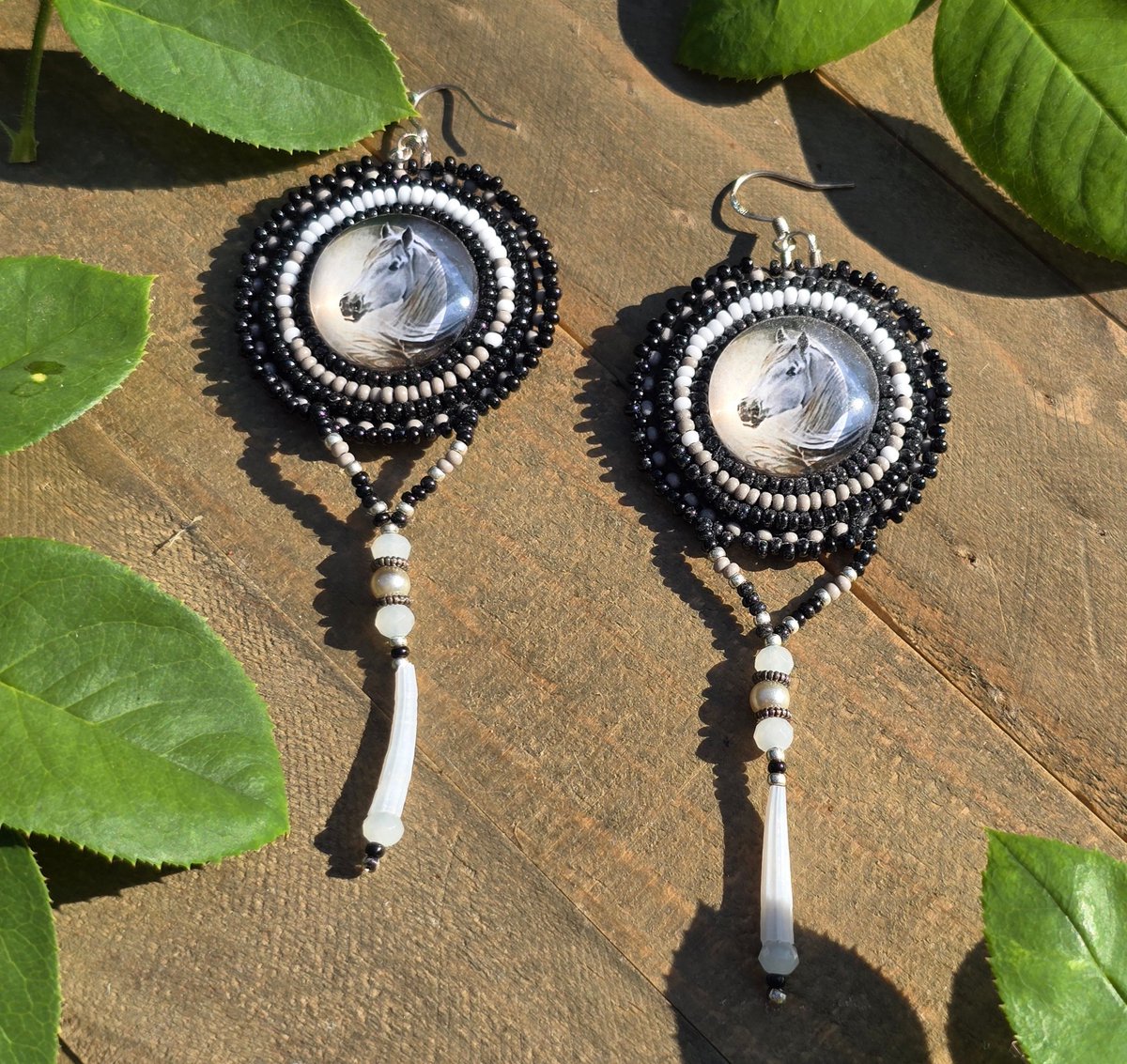 NOW ON SALE!! 🥳 Horse earrings w/ dentalium, pearls, &amp; .925 sterling silver ear wires, available in my Et$y shop @ tidd.ly/6414bf00 w/ FREE US shipping! Kukwstumckacw- thank you for looking! 🐎 #FirstNations #Statimc #AlaskaNative #Unangax #NativeMade
