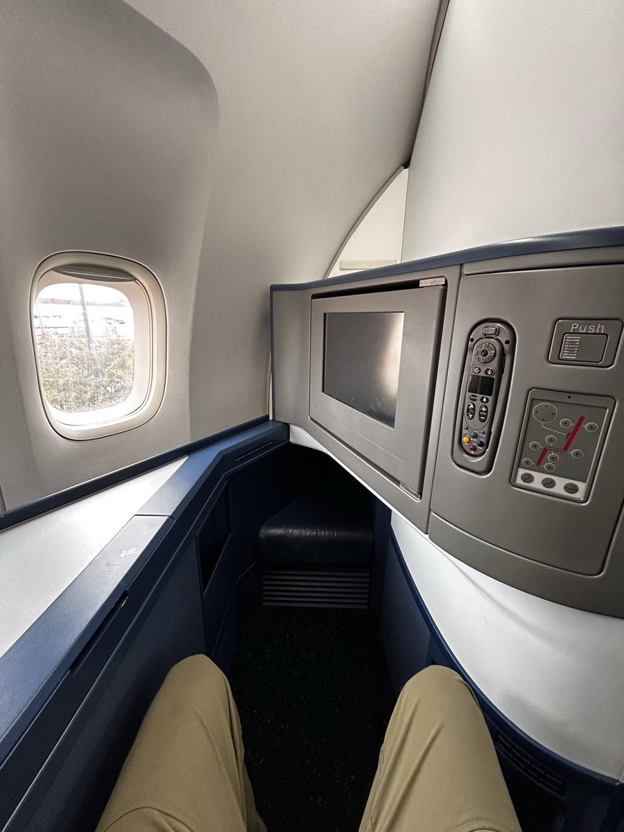 master___joe's tweet image. 憧れのB4の1A