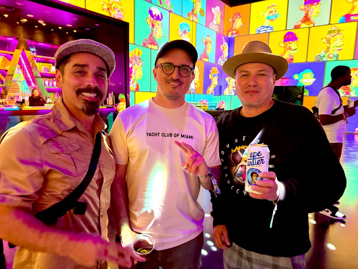 SteadyMobbin365's tweet photo. Apefest was a movie! @CryptoGarga keep going, I’m glad to be in the best club @BoredApeYC https://t.co/b48SyOxaPW