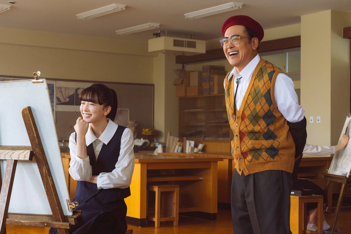 kakushika_movie's tweet photo. ⋱🎨 芸術の秋🍂 ⋰
何かを始めたり、再燃させるのに最高の季節！🍁

ということで明子（#永野芽郁）のように
自���の描きたいものや打ち込みたいことに
夢中になるのはいかがですか🔥❓

🎬映画『＃かくかくしかじか』
Blu-ray＆DVD ご予約受付中👇
https://t.co/3hVUjmE8JN https://t.co/LlisHo8CCl