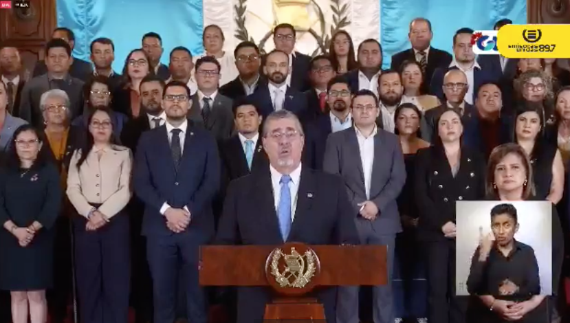 #AHORA Presidente Bernardo Arévalo dirige mensaje a la nación en relación con la situación política y judicial que atraviesa el país tras las recientes resoluciones del juez Fredy Orellana.