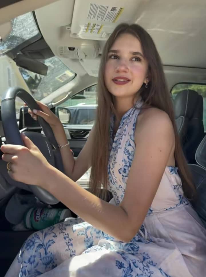 karolina3942's tweet photo. Happy Sunday Everyone 😘❤️✅ https://t.co/tSP6laD91g