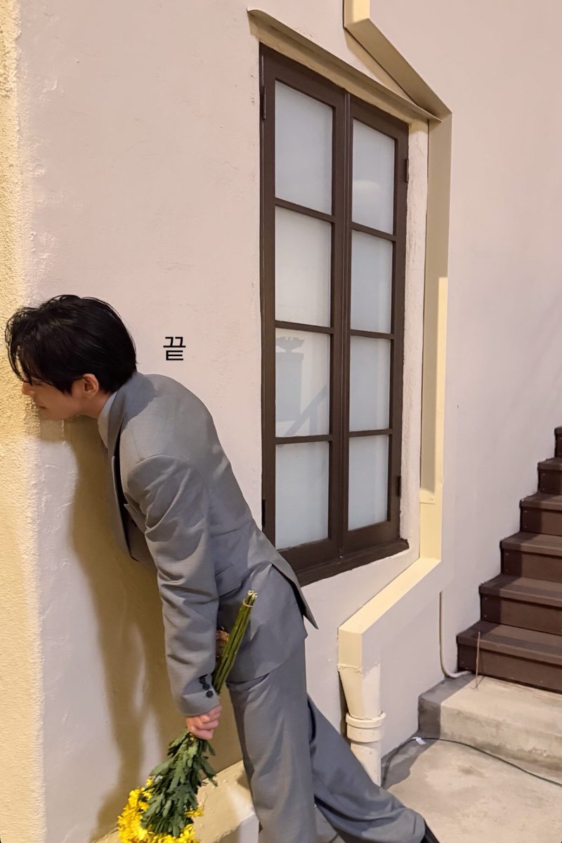 kthddd's tweet photo. @theultimatedodo He's so sweet 😭 https://t.co/zJN2OyLoIk