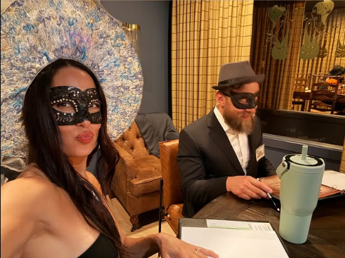 BRIZEEMODE's tweet photo. Brie and Bryan are so cute🖤 #BRANIEL https://t.co/NL8449uClW