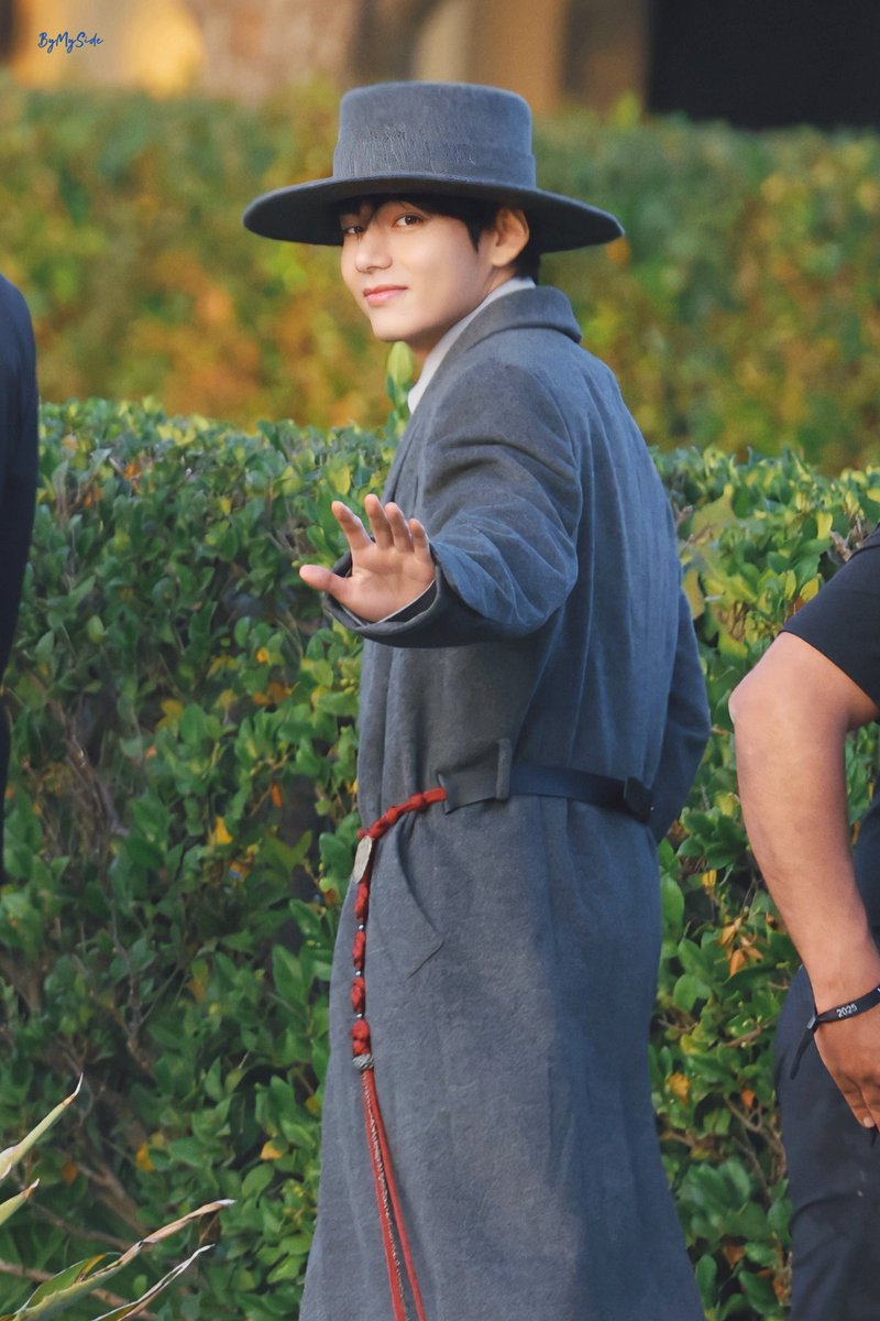 251026 VOGUE WORLD
#태형 #뷔 #V 
#VxVogueWorldHollywood #TaehyungxVogueWorld