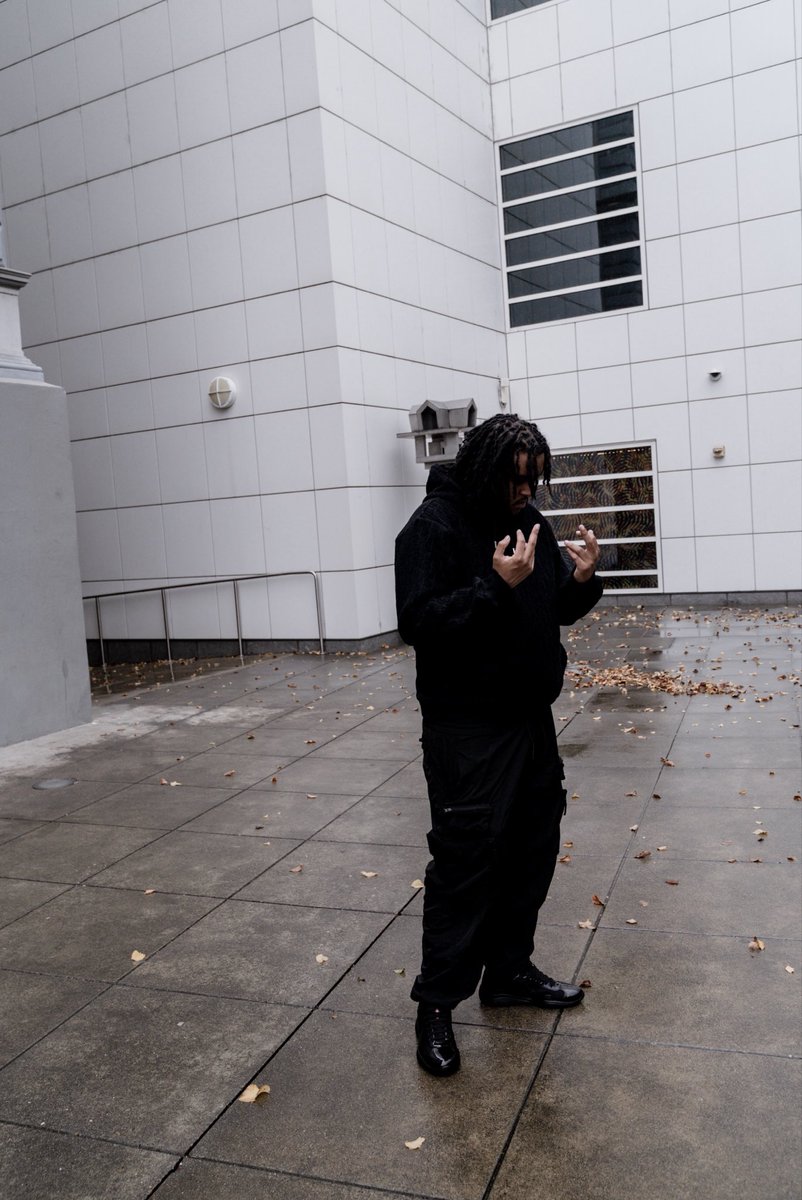 1kdniel's tweet image. 💙