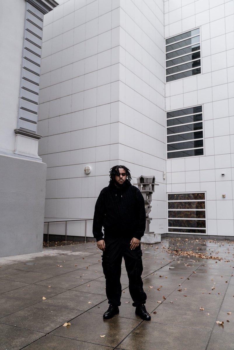 1kdniel's tweet image. 💙