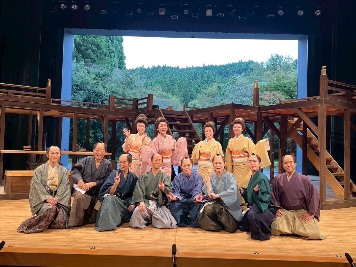 shinkitamu02's tweet photo. ミュージカル武士の献立
大千秋楽が終わりました。

地元で舞台に立てた事や、石川県の皆様に観ていただけた事どれもが奇跡のようで、まさに夢のような時間でした

ご来場くださいましたお客様、本公演に関わる皆様、本当にありがとうございました！

石川県出身
滝田真之丞役　北村真一郎
#献ミュ https://t.co/GXiquKLNJq