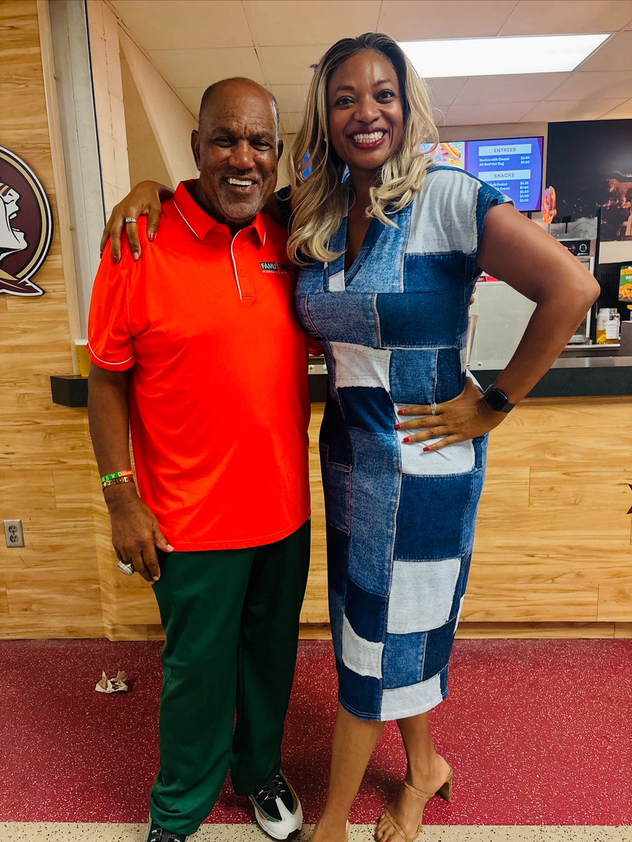 UShipman's tweet image. Lord knows, I’ve been a lot of places and I’ve had the opportunity to meet a lot of people.

Blessed isn’t just a word. It has become a lifestyle.

Good people recognize good people… He, Joe Bullard made my day today, when he recognized me. 

Favor…

#famu #blessings #Favor