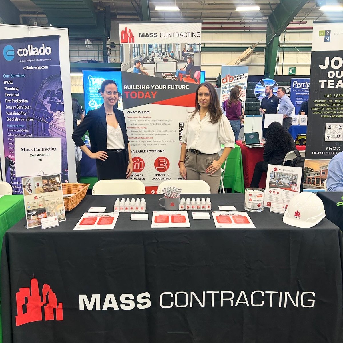 Great day connecting with the next generation of builders and innovators at <a href="/ManhattanEdu/">Manhattan University</a>! 💚🦺

<a href="/MassCorp_GC/">Mass Contracting</a> had the opportunity to meet many talented students in engineering and construction management who share our passion for creating impactful spaces across #NYC.