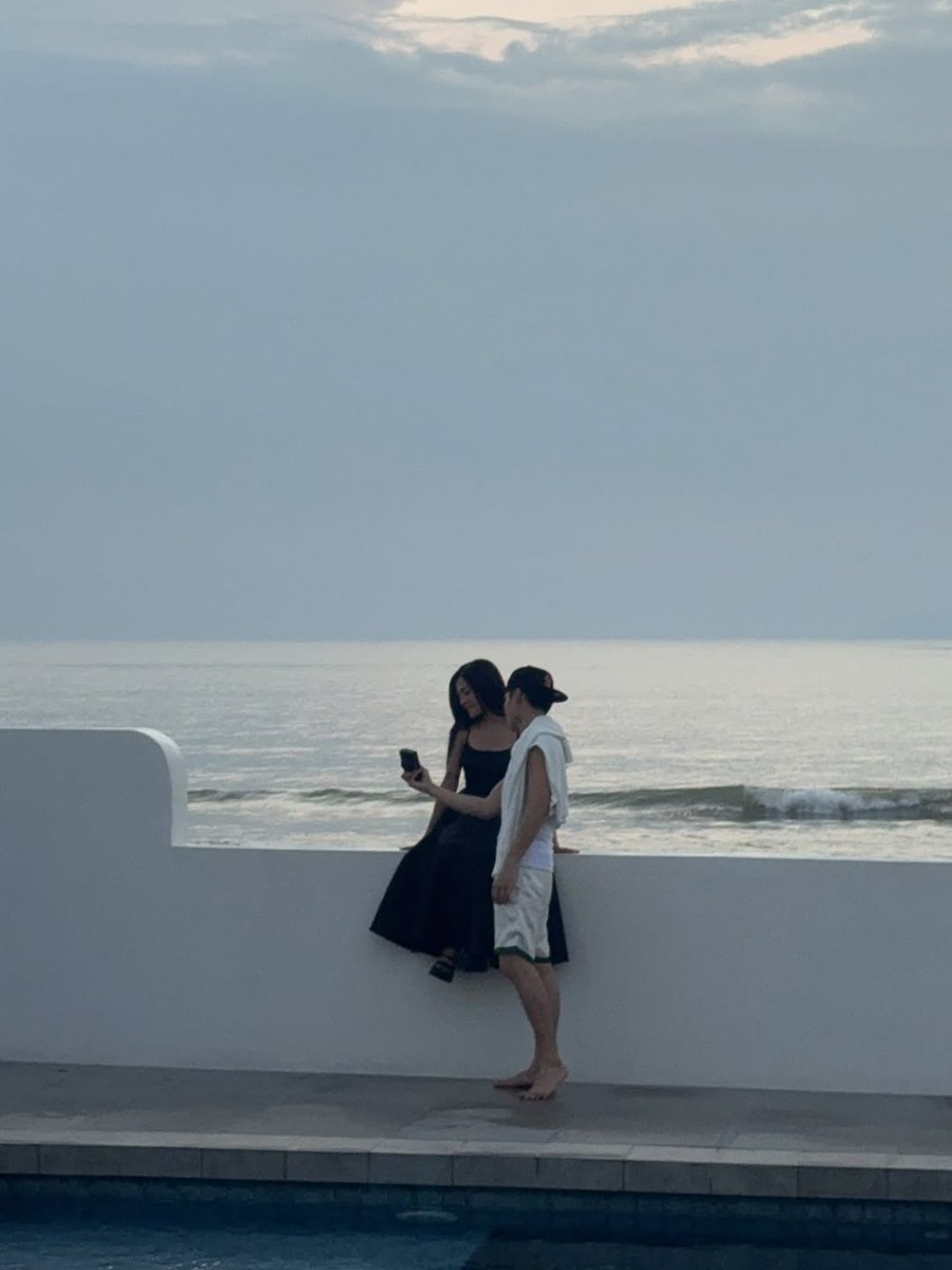 inquirerdotnet's tweet image. OUR BREKA HEARTS💜

LOOK: Brent Manalo melts the hearts of fans with his sweet birthday greeting for his co-&quot;Pinoy Big Brother&quot; Winner, Mika Salamanca.

&quot;I celebrate you today and everyday,&quot; he wrote on his post. | 📷: Manalo/Instagram via Aniza Laniosa, INQUIRER.net…