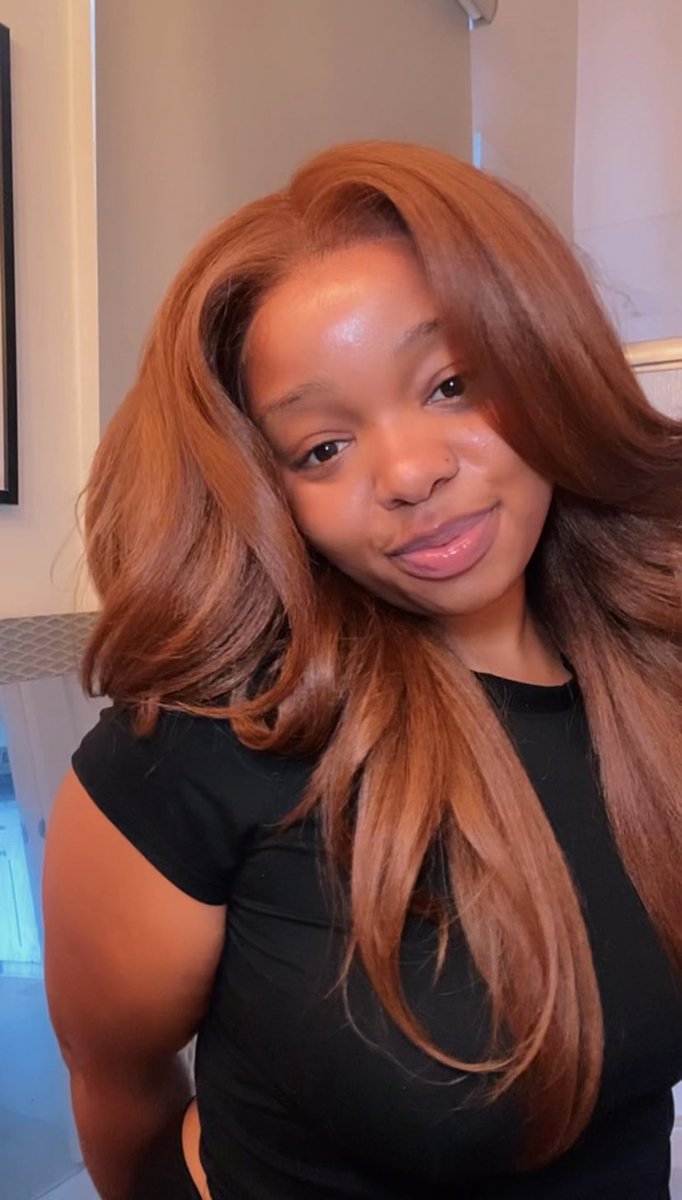 yulendatea's tweet photo. Ginger on Black girls >>>>>>>>>>>>> https://t.co/966WHoSNEA
