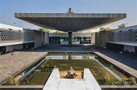 youtu.be/lcmJUsQy8XM?si…

El Princesa de Asturias para #GracielaIturbide y el #MuseoDeAntropología no sólo es una celebración a estos gigantes; es también un reconocimiento a sus motivos, como lo son los pueblos originarios o las mujeres.

<a href="/VekaDuncan/">Veka Duncan</a> platicó con <a href="/Ale_Gallardo1/">Alejandra Gallardo</a> y