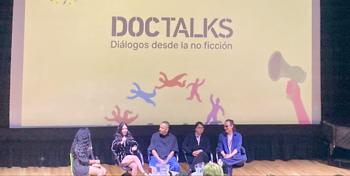 FalconX's tweet photo. Como parte de las DocTalks del Festival @DocsMX se presentó Murió la Fantasía (2025) con presencia de Denisse Guerrero (Belanova) y los directores Rubén Bañuelos e Iván López-Barba. Documental íntimo donde Denisse se abre con valentía para hablar sobre Salud mental.
#20DocsMx https://t.co/GiUSKdcrxc