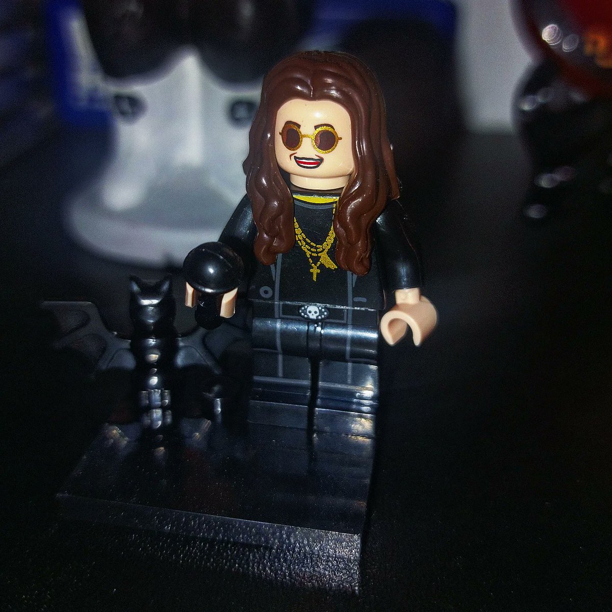 moses_michael_m's tweet image. #ozzyosbourne #lego #heavymetal #rocknroll