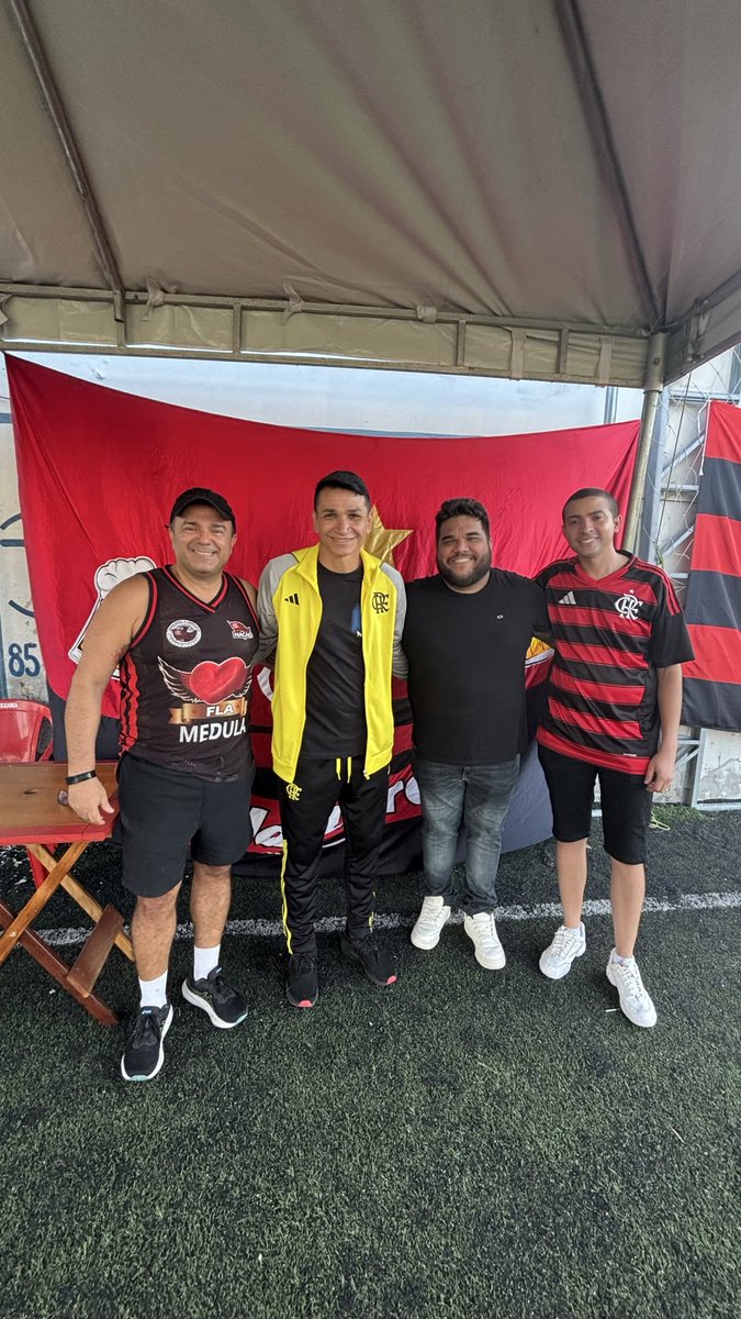 FlaMedula's tweet photo. Ixxquenta Rubro-negro! 

FlaMedula FlaPhiladelfia FlaAtlanta 

Flamengo x Fortaleza 

@Euclides_flacrf @flacaicooficial @flaquixada https://t.co/0gD8mfkOdf