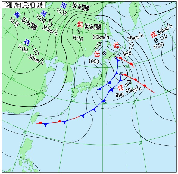 jr3rdh's tweet image. おはようございます。
10月27日 月曜日
03:00の天気図です。
こちらは薄曇り、朝6時の外気温18.2℃、湿度76.1%です。
今週も宜しくお願い致します。
今日は冬型の気圧配置、北日本では暴風雪にご注意を。
ご安全に、良い一日をお過ごしください。