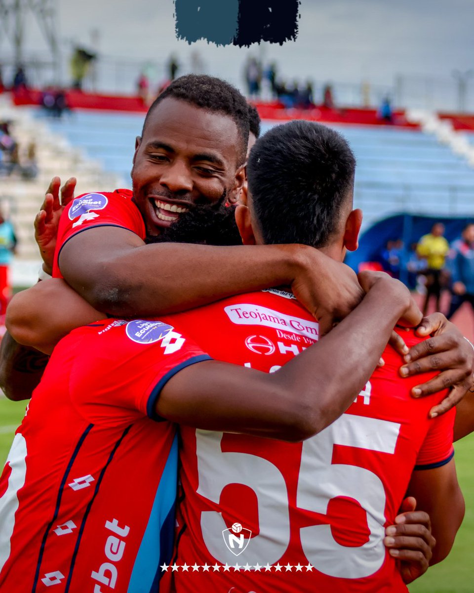 elnacionalec's tweet photo. Final del encuentro con triunfo de los Puros Criollos!
 
@elnacionalec 2️⃣ – 0️⃣ @Macara_Oficial

#NacXMac
#LigaEcuabetConectadaPorX-trim https://t.co/Uqk3947N9J