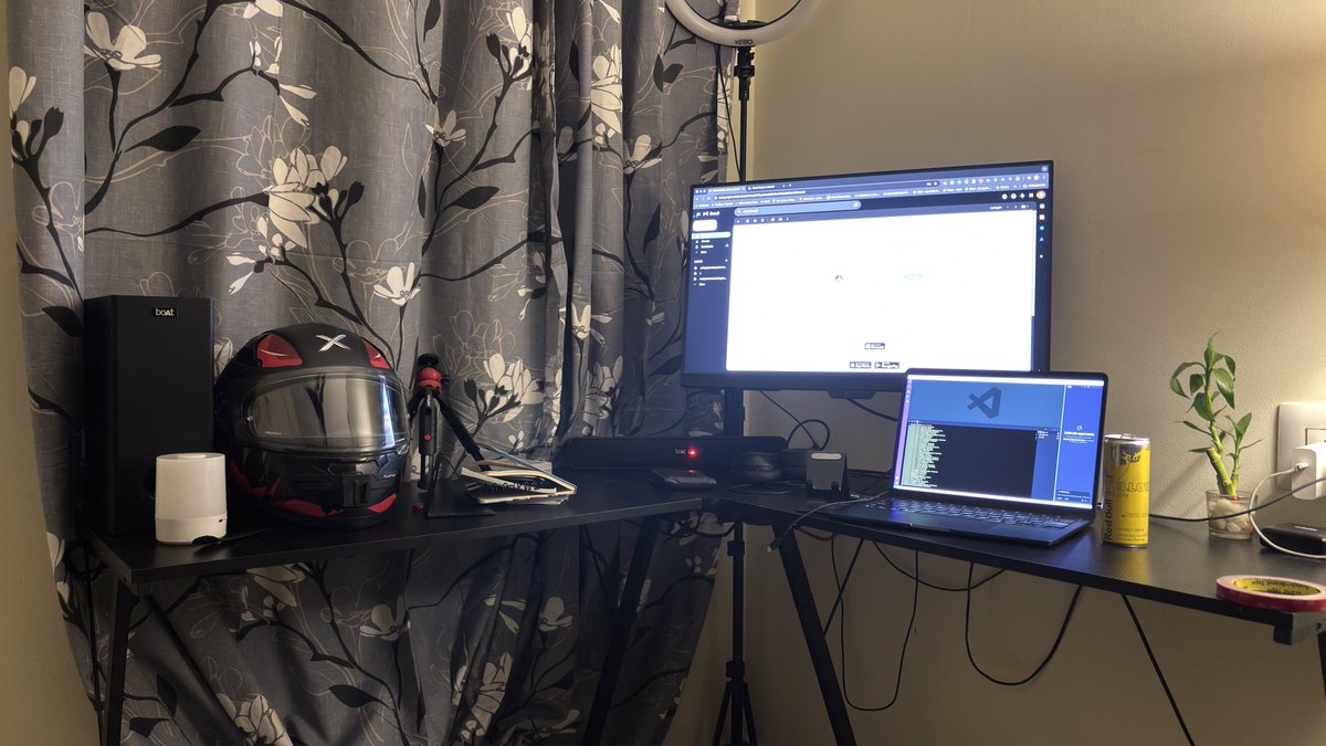 codewprince's tweet image. OMG it's like 4 AM and my fab new setup is totally slaying! Sleep? 
As if, who's that basic bitch? 😭🤧 Just gotta tuck those pesky wires but ugh, total nightmare vibes!