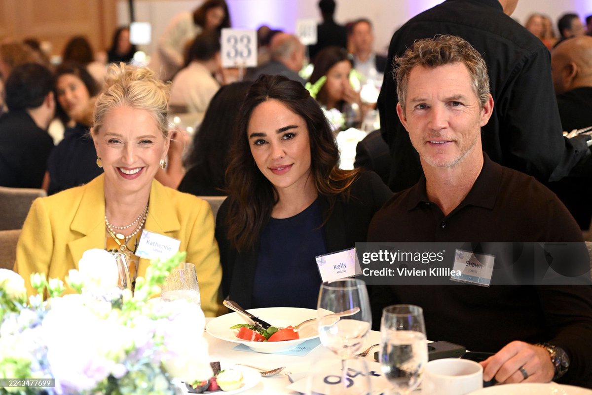 hello to katherine and kelly ONLY