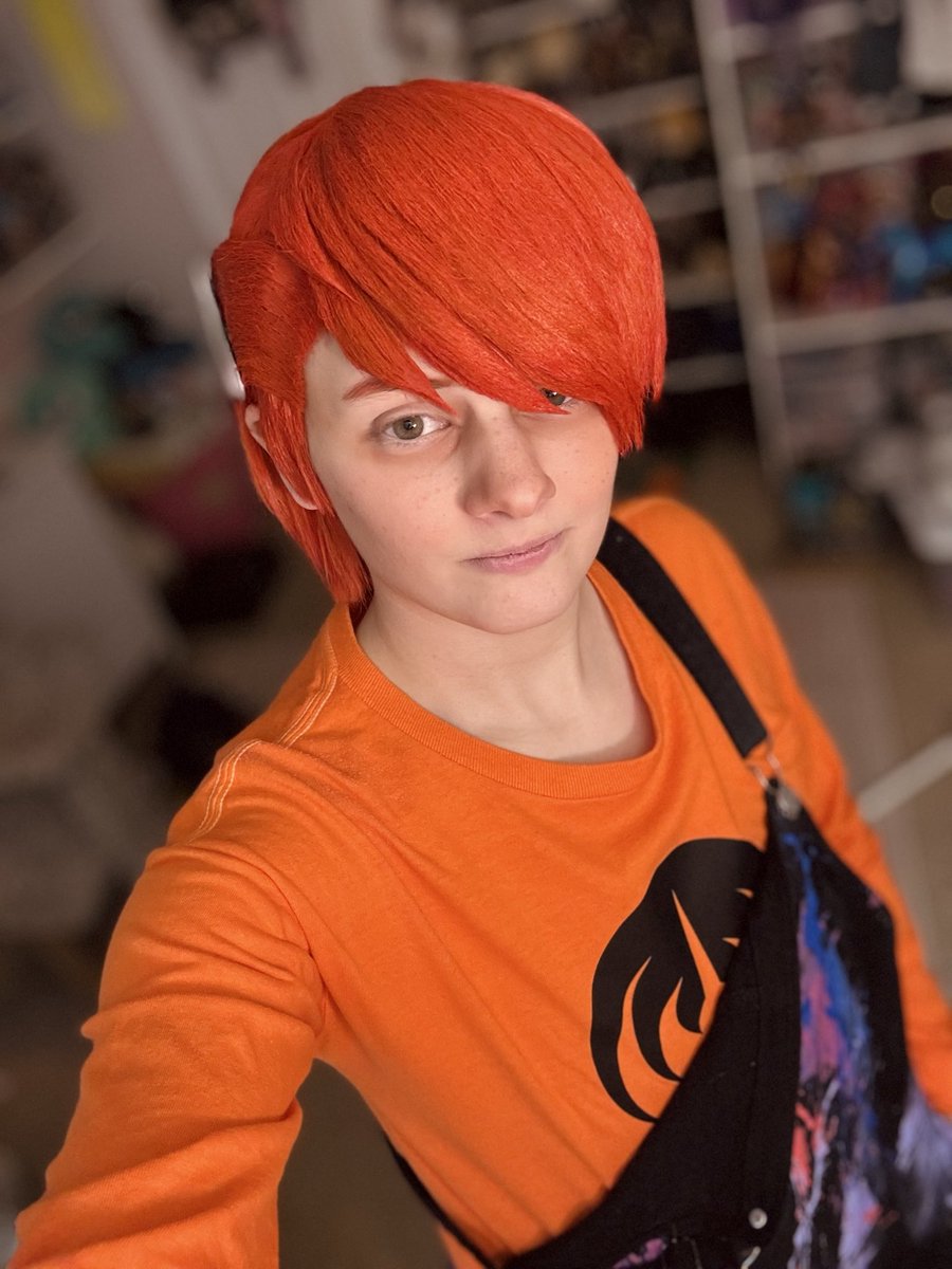 Rose 🖤🩶🤍💜 tweet media