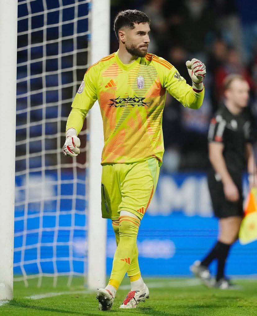 لوكا زيدان🇩🇿 حارس غرناطة منذ إختياره تمثيل منتخب الجزائر

🎮 مباراتان
⚽️ 0 هدف مستقبل
✅️ نظافة الشباك في مبارتين
🧤 100% نجاح التصديات
🏃🏻‍♂️ 100% نسبة الخروج الموفق
📈 7.4 معدل تقييم سوفاسكور