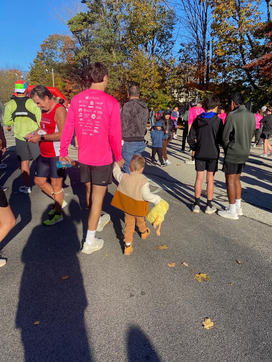 AustinClemente0's tweet photo. First 5k down 8th place first ever run not too bad. Only more to come miss that competitive competition. God did🙏 https://t.co/KQb5nEOGnK