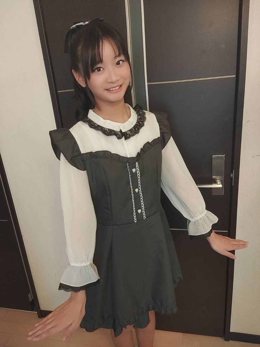 DP_KAHARU's tweet image. おはるん🌸
今日の18時30分から、SHOWROOMで第4回目のロードモバイルのゲーム配信します!
ぜひ見に来てね〜ん🎶
学校行ってきます!みんなもいってらっしゃい💞
 #PR  #ローモバ   #DIANNAプロジェクト  #こっちむいてダーリン  #花春