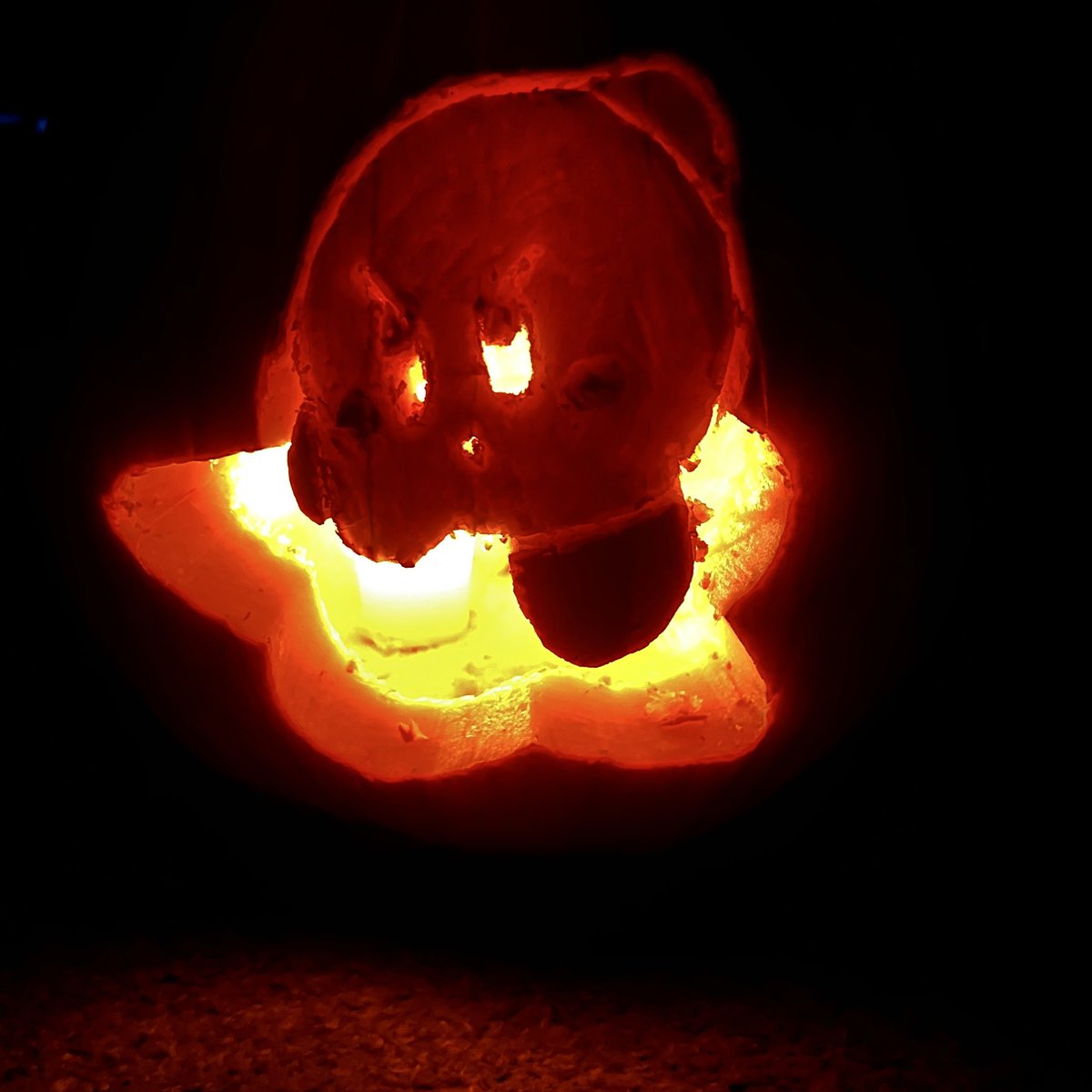 TheJWittz's tweet image. This year’s videogame Jack-O-Lantern! 

Extremely excited for Kirby’s Air Ride return. Gave him the patented North American face to make it sufficiently scary for Halloween ⭐️😡